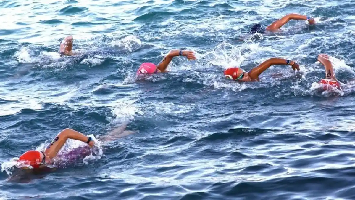 Αγώνες Μαραθώνιας Κολύμβησης Open Water στον Λαιμό Βουλιαγμένης