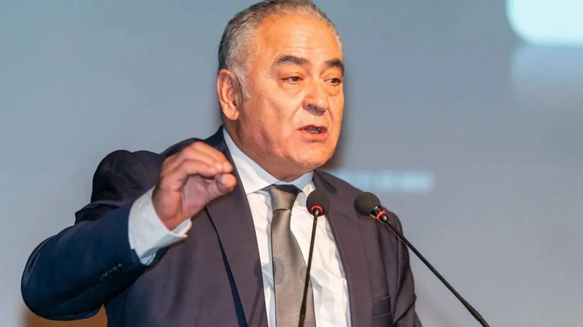 Ο Πρόεδρος του Επαγγελματικού Επιμελητηρίου Αθηνών Γιάννης Χατζηθεοδοσίου