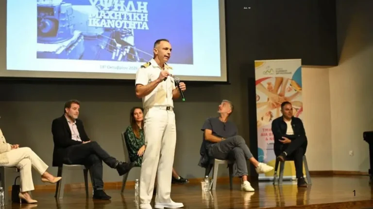 εκπρόσωποι επαγγελματικών κλάδων στη 2η ημερίδα επαγγελματικού προσανατολισμού του Δήμου Ελληνικού – Αργυρούπολης.