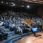 Κωνσταντάτος κατά Γλυφάδας και Αλίμου για την παραλία