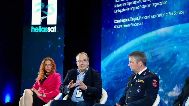 Γρηγόρης Κωνσταντέλλος στο συνέδριο της Hellas Sat για τις δορυφορικές επικοινωνίες και τη διαχείριση κρίσεων